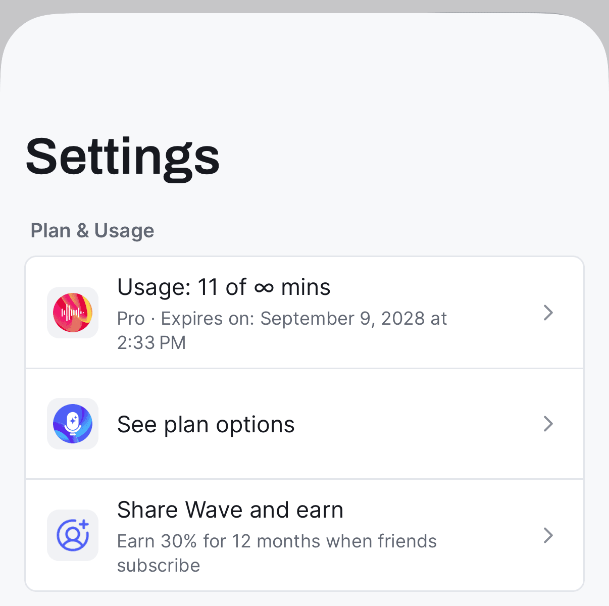 Einstellungen auf dem iPhone, mit Plan & Usage oben, die Nutzung und das Ablaufdatum des Plans zeigt